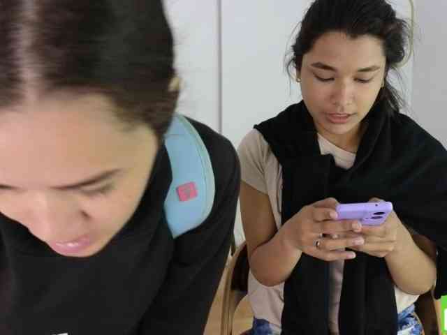 sexychanell-1 webcam