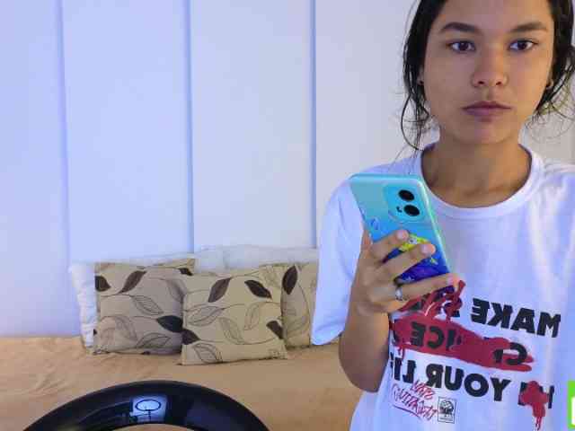 sexychanell-1 webcam