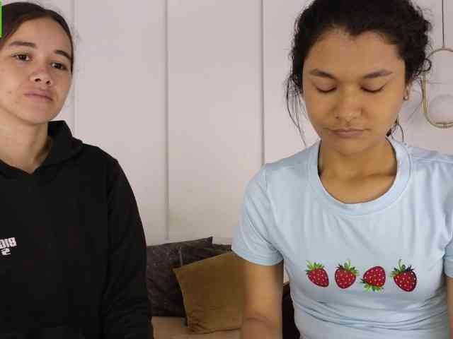 sexychanell-1 webcam