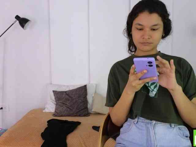 sexychanell-1 webcam