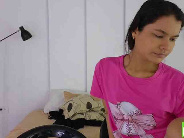 sexychanell-1 webcam
