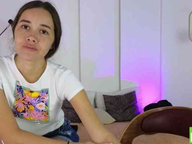 sexychanell-1 webcam
