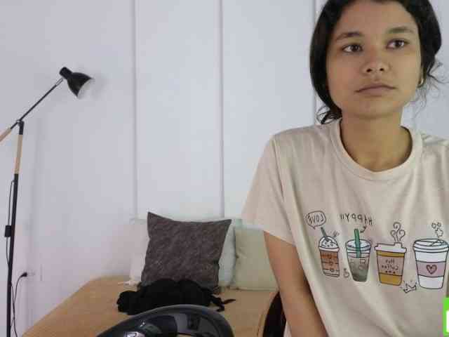 sexychanell-1 webcam