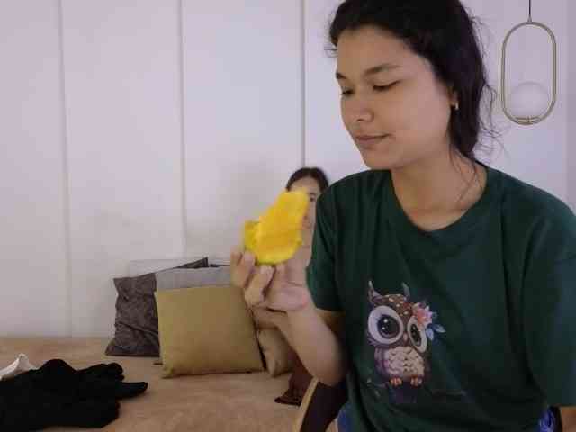 sexychanell-1 webcam