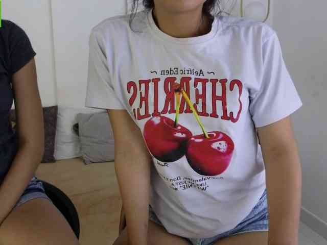 sexychanell-1 webcam