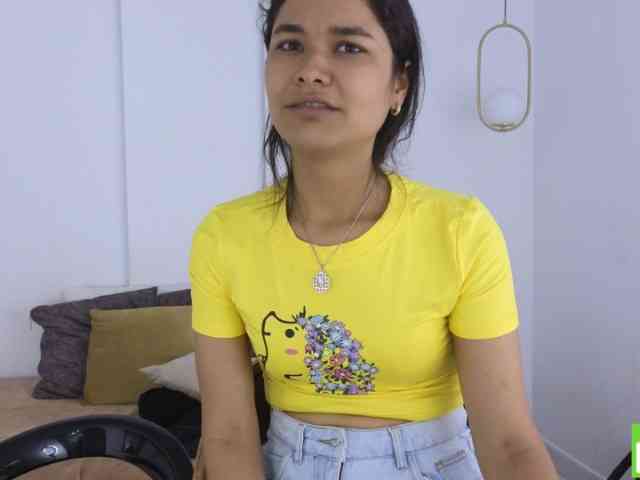 sexychanell-1 webcam