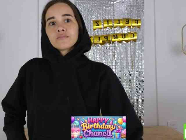 sexychanell-1 webcam