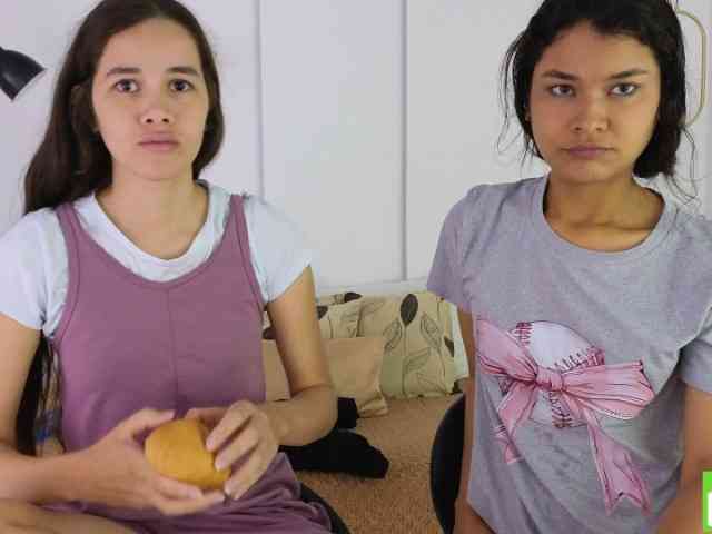 sexychanell-1 webcam