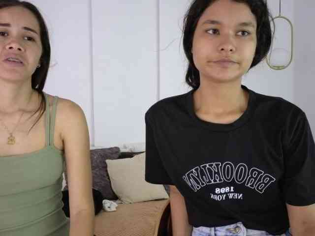 sexychanell-1 webcam