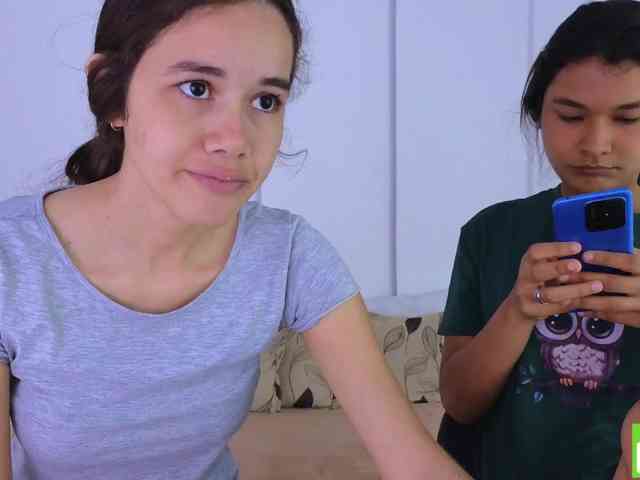 sexychanell-1 webcam