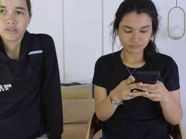 sexychanell-1 webcam