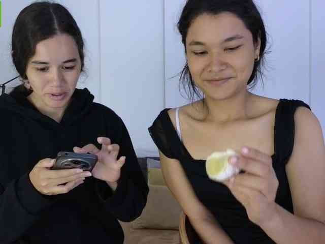 sexychanell-1 webcam