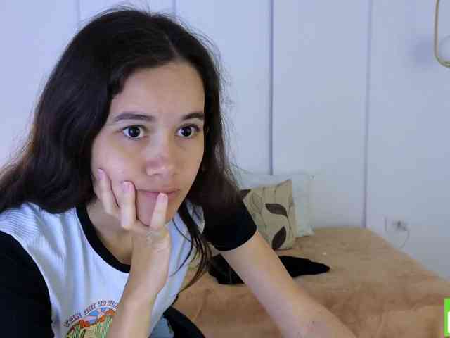 sexychanell-1 webcam