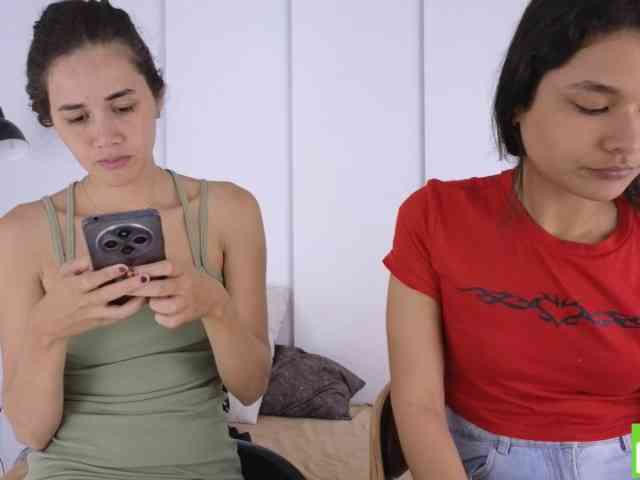 sexychanell-1 webcam