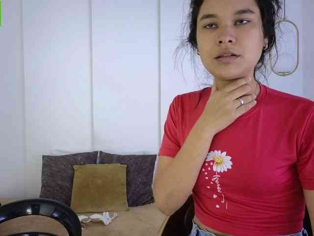 sexychanell-1 webcam