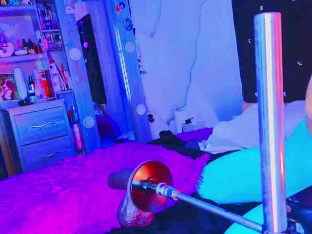 kkole17x Live Webcam on BongaCams