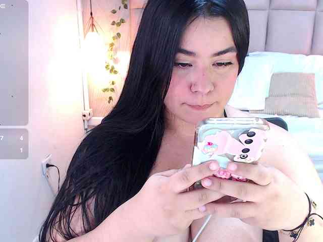 ALEXXA-CURVY