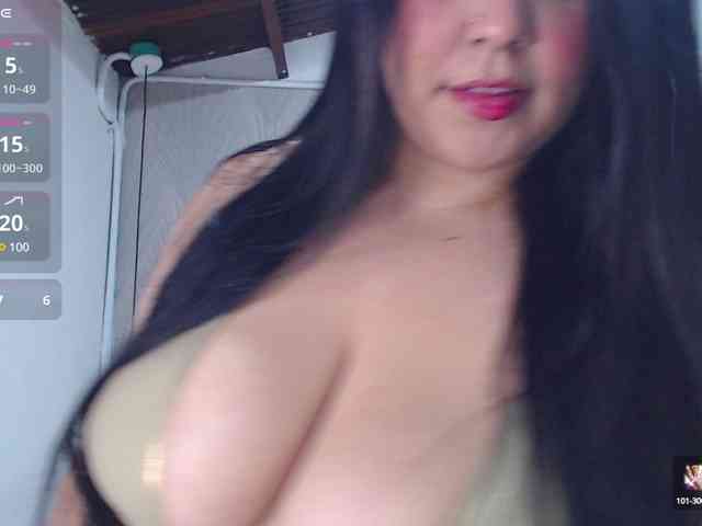ALEXXA-CURVY webcam