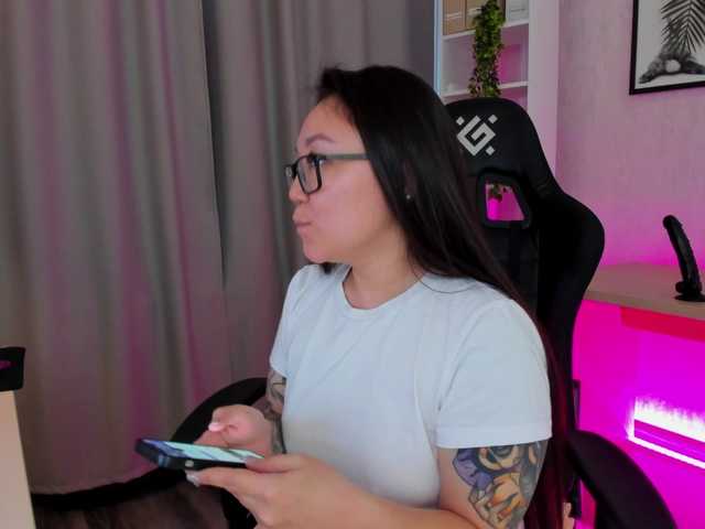 gentlemuse's BongaCams show and profile