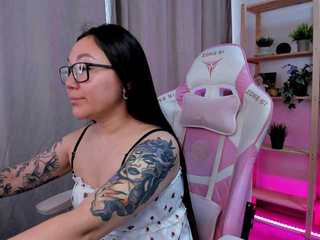 gentlemuse's BongaCams show and profile