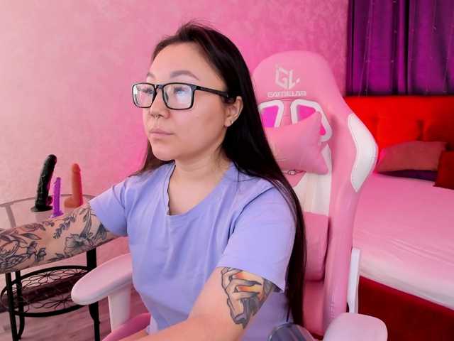 gentlemuse's BongaCams show and profile