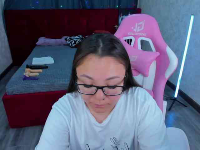 striptease chat room Gentlemuse