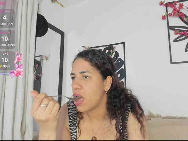 JOANNE1111 webcam