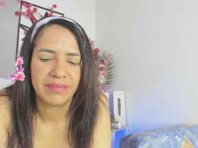 JOANNE1111 webcam