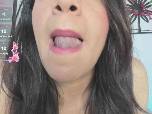 JOANNE1111 webcam