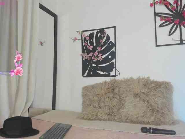 JOANNE1111 webcam