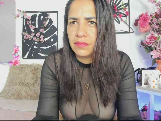 JOANNE1111 webcam