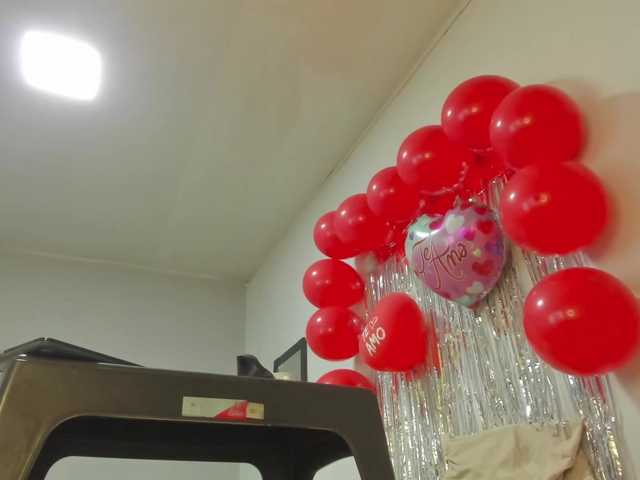 Luana-wilding's BongaCams show and profile