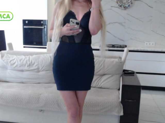 Elsa77's BongaCams show and profile