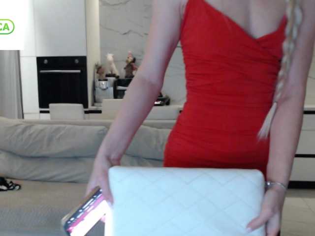 Elsa77's BongaCams show and profile