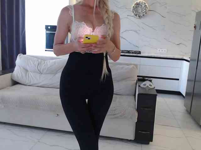 Elsa77 webcam