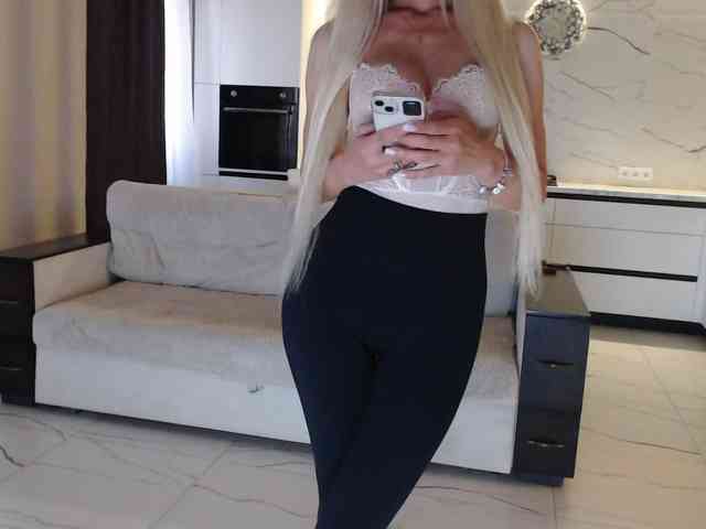 Elsa77 webcam