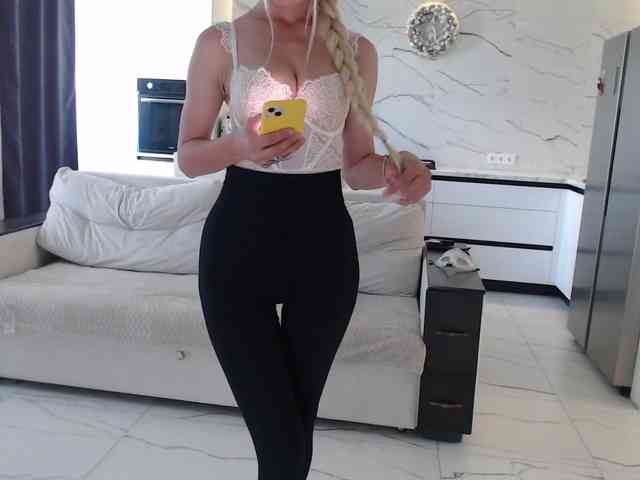 video live chat Elsa77