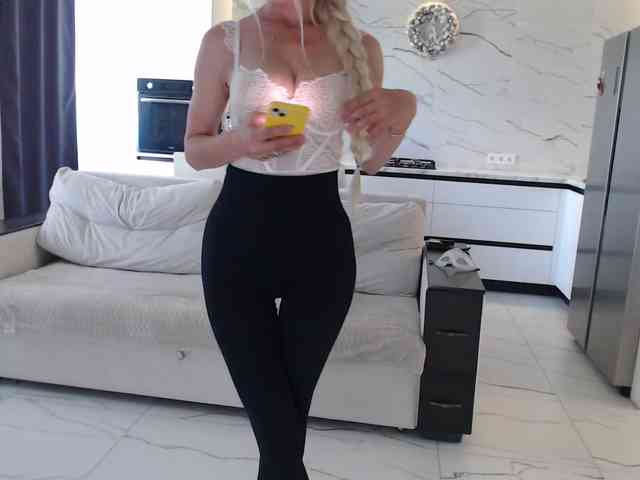 Elsa77 webcam