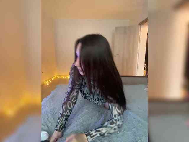 Cat-Levan Live Webcam on BongaCams