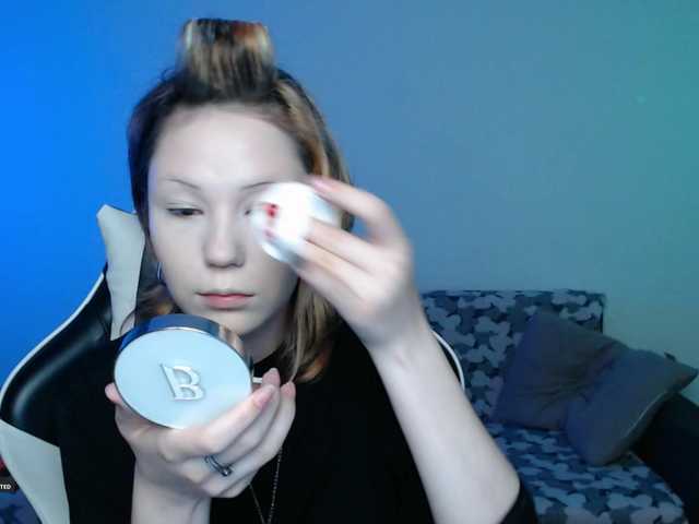 Hugo-Min's BongaCams show and profile