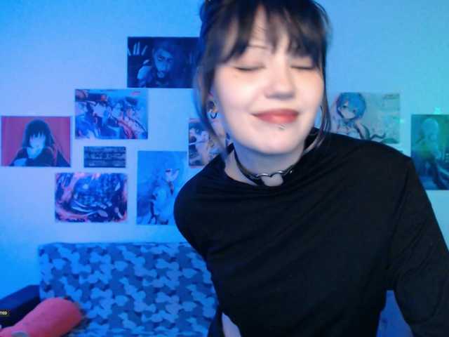 Hugo-Min's BongaCams show and profile