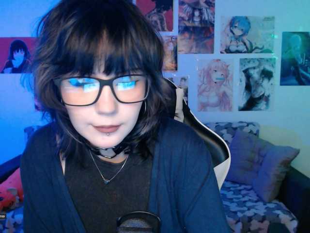 Hugo-Min's BongaCams show and profile