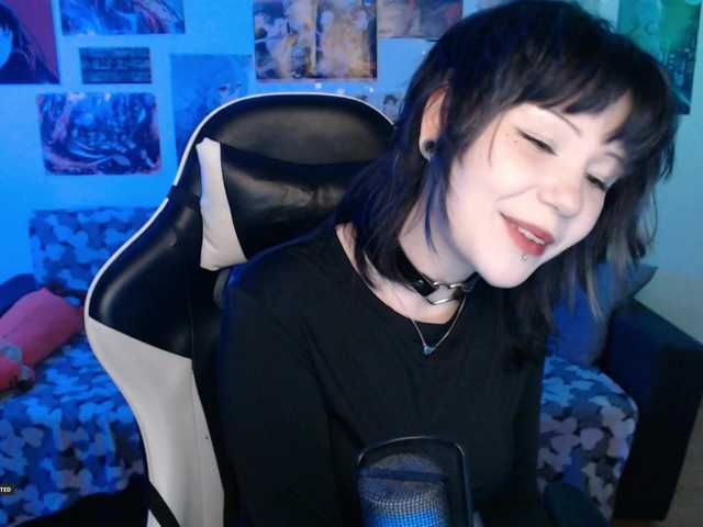 Hugo-Min's BongaCams show and profile