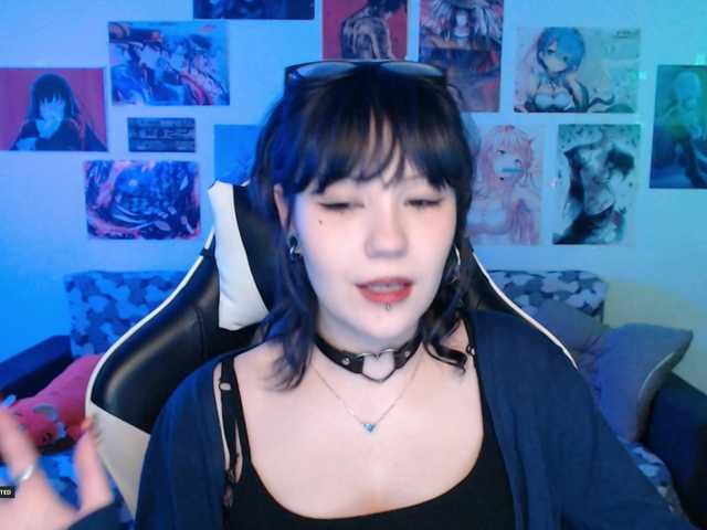 Hugo-Min's BongaCams show and profile