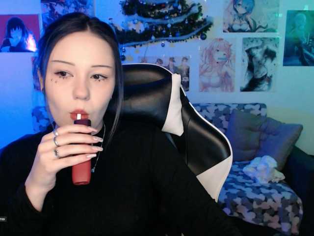 Hugo-Min's BongaCams show and profile