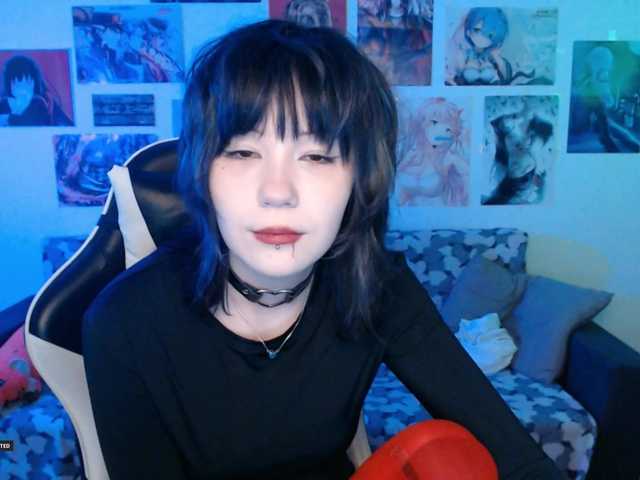 Hugo-Min's BongaCams show and profile