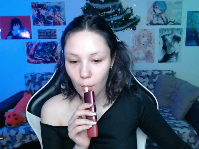 Hugo-Min's BongaCams show and profile