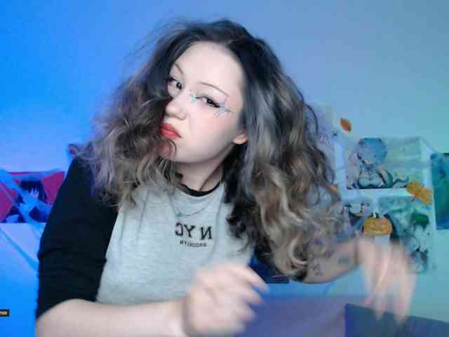 Hugo-Min Live Webcam on BongaCams