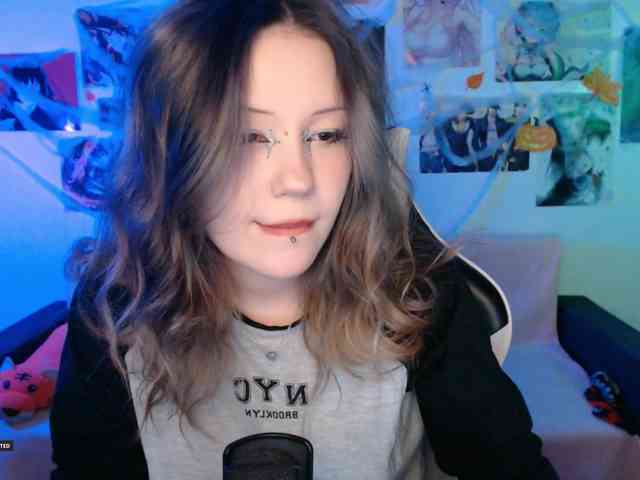 Hugo-Min Live Webcam on BongaCams