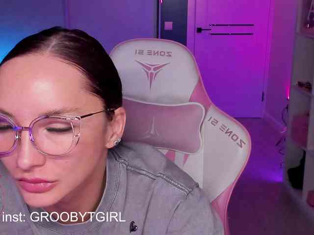 G-O-D-D-E-S-S Live Webcam on BongaCams